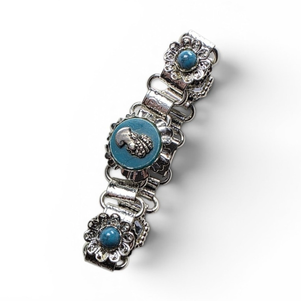 Vintage Link Bracelet Turquoise Cameo Medallion  Fold Over Clasp 7 in